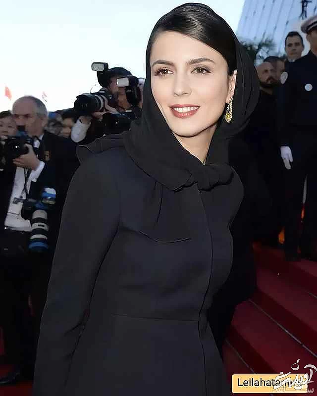 میکاپ لایت لیلا حاتمی بر روی فرش قرمز